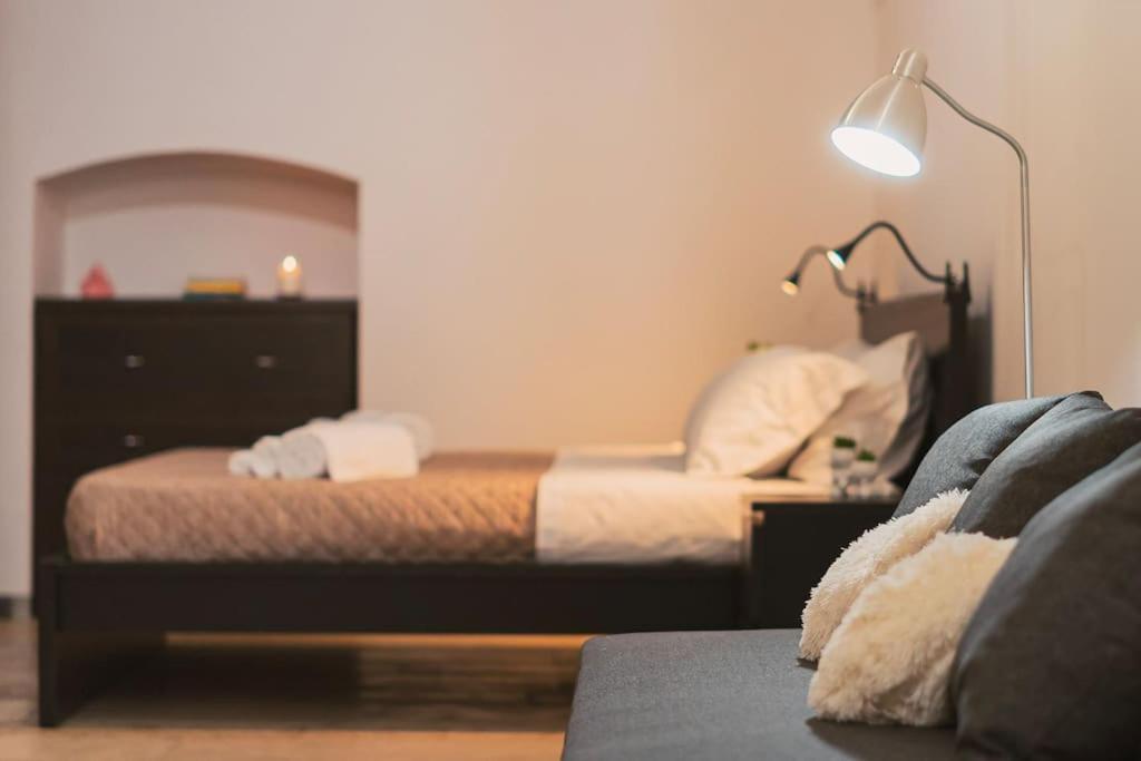 Trani -Suite ❉Marmor - Elegante Casa Storica ❉ Экстерьер фото