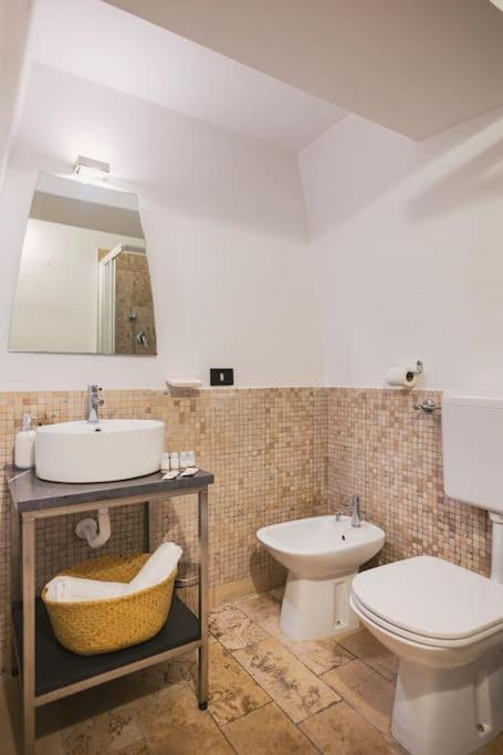 Trani -Suite ❉Marmor - Elegante Casa Storica ❉ Экстерьер фото